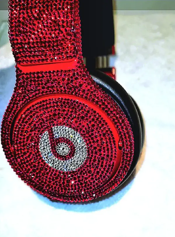 Bespoke - Crystal Embellished Headphone - Own Product - Image 2